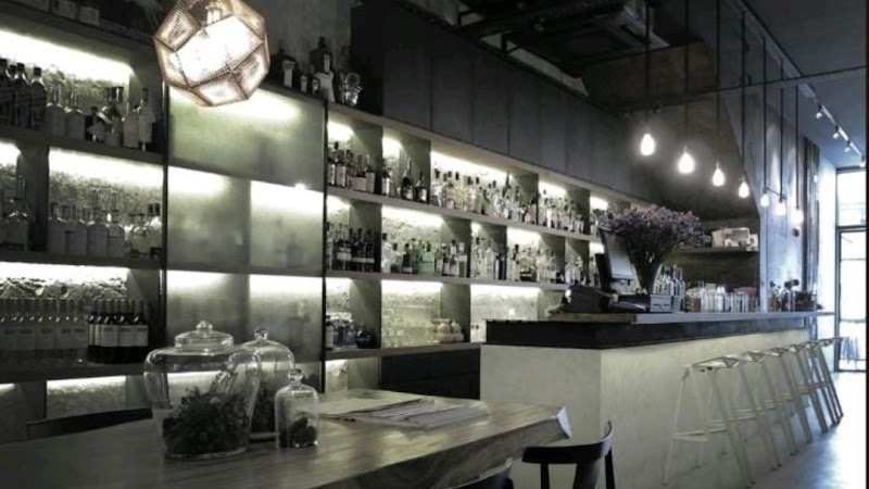 Tess Bar / Singapore Place mentioned in saved reels