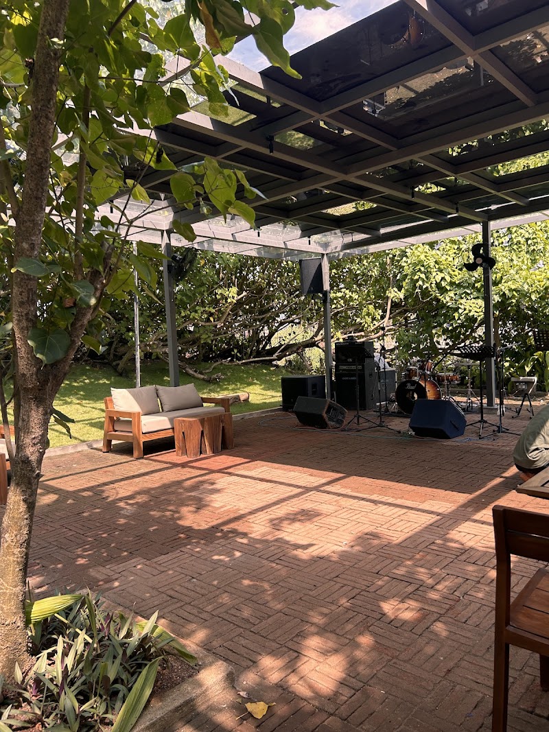 The Cliff Weligama / Weligama Place mentioned in saved reels