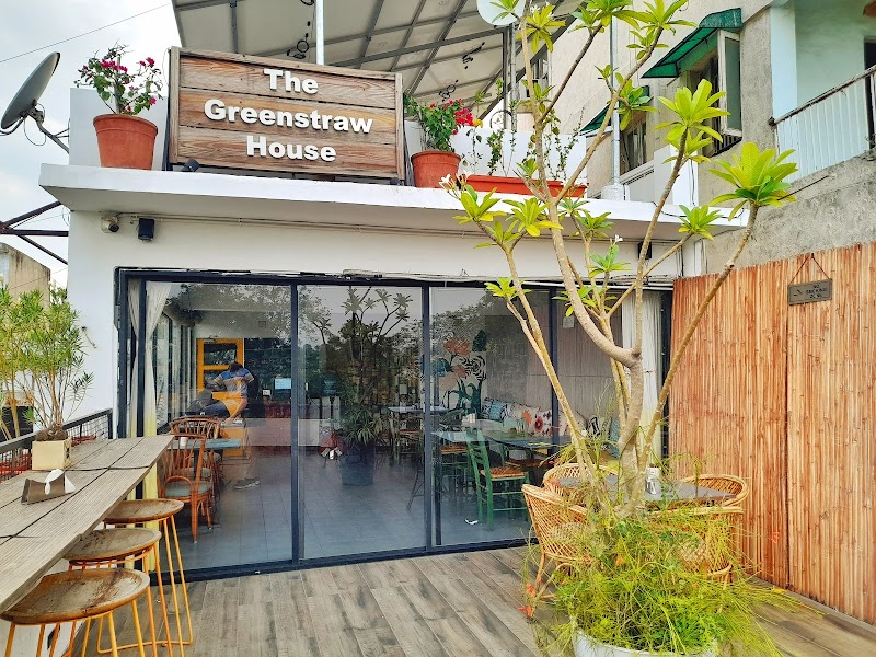 The Green Straw House / Ahmedabad Place mentioned in saved reels
