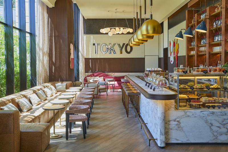 The Jones Café and Bar / Shinjuku