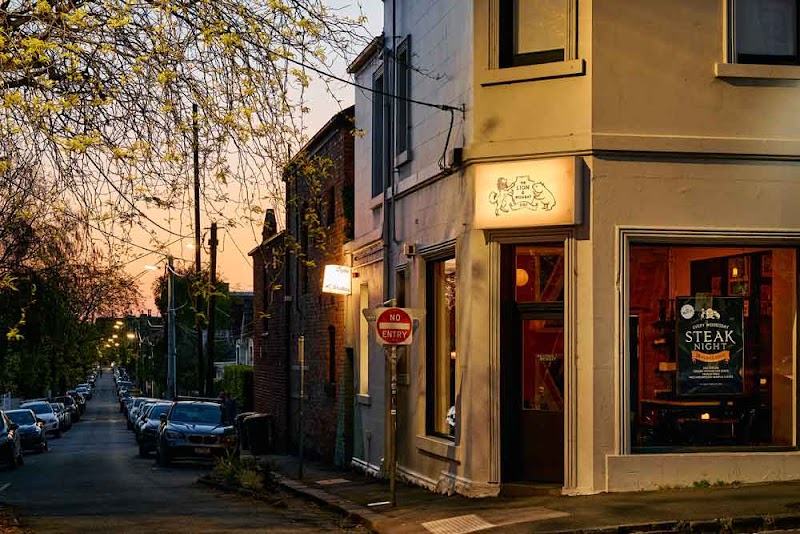 The Lion and Wombat / St Kilda