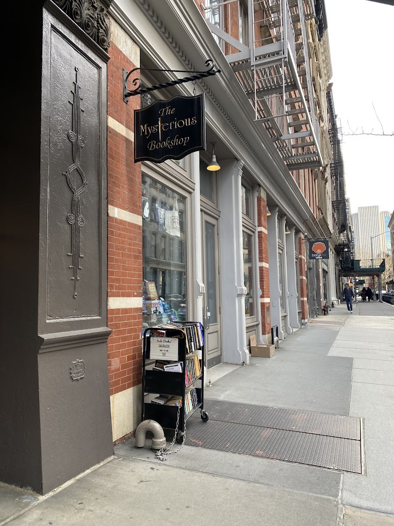 The Mysterious Bookshop / Tribeca