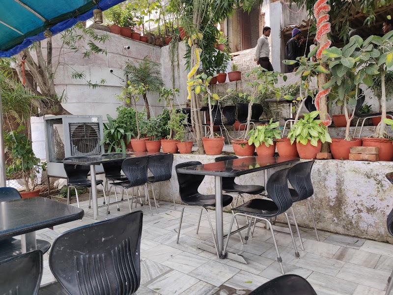 The Pizzeria / Banaras