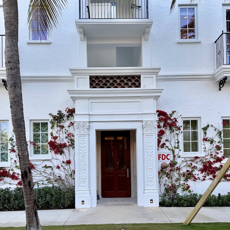 The Vineta / Palm Beach