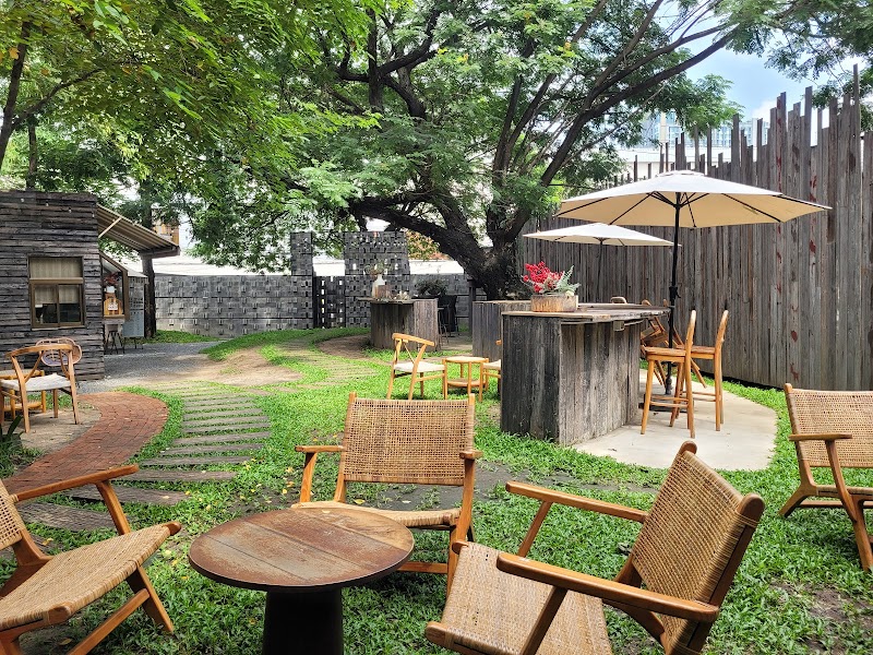 THE WOOD LAND / Bangkok