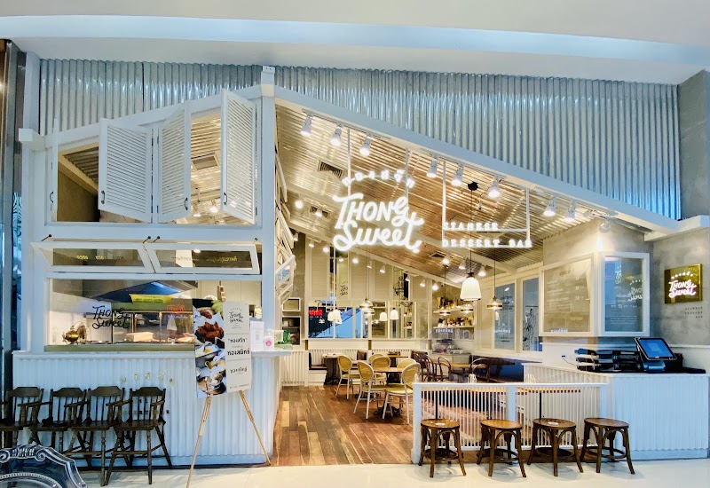Thong Smith Noodle Shop / Central Embassy Place mentioned in saved reels