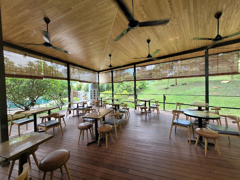 Tiong Bahru Bakery / Fort Canning