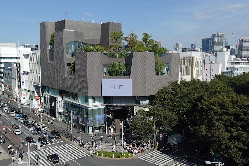 Tokyu Plaza Omotesando / Harajuku Place mentioned in saved reels