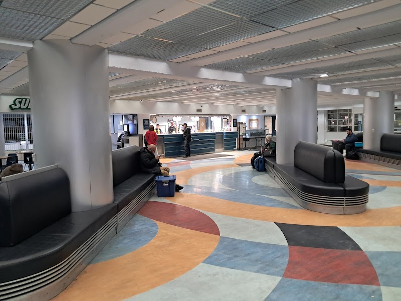 Toledo Train Station Clock / Toledo