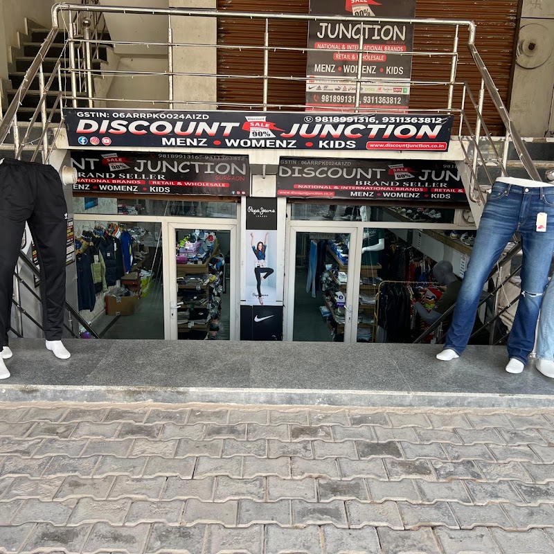 Top Branded Store / Gurgaon