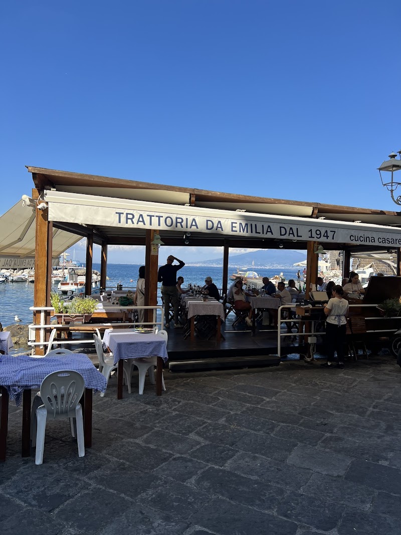 Trattoria Da Emilia / Sorrento