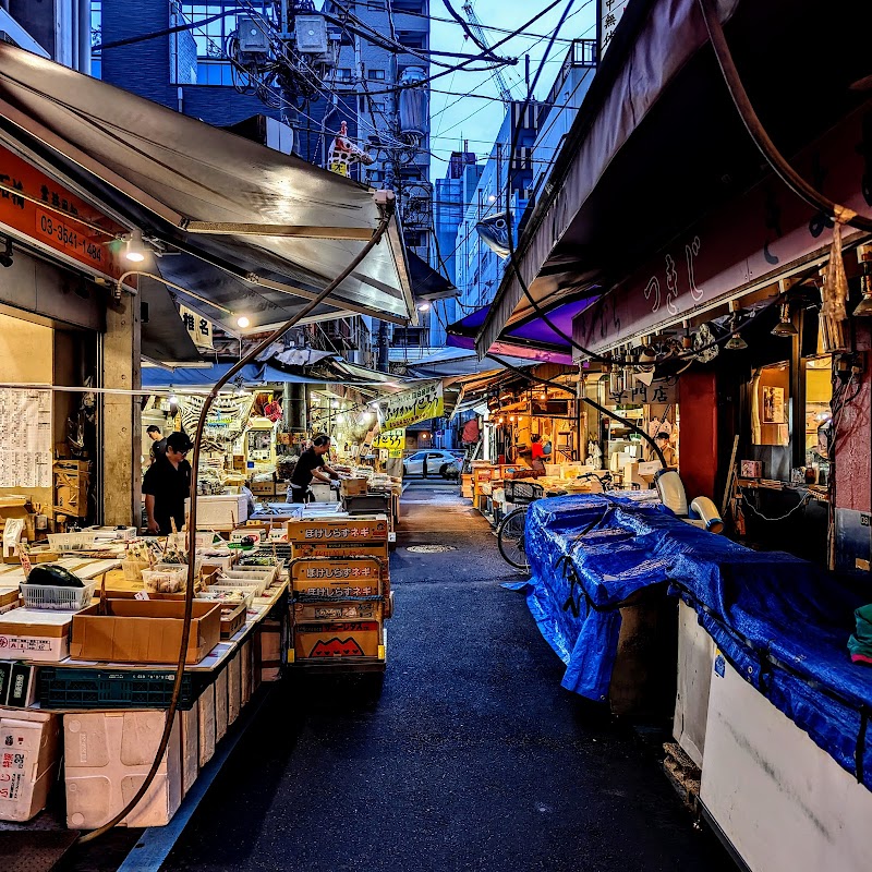 Tsukiji Outer Market / Tokyo Place mentioned in saved reels