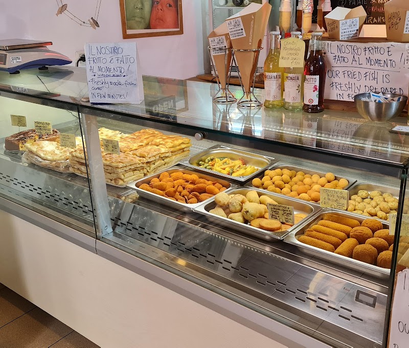 Tutti Fritti / Riomaggiore Place mentioned in saved reels