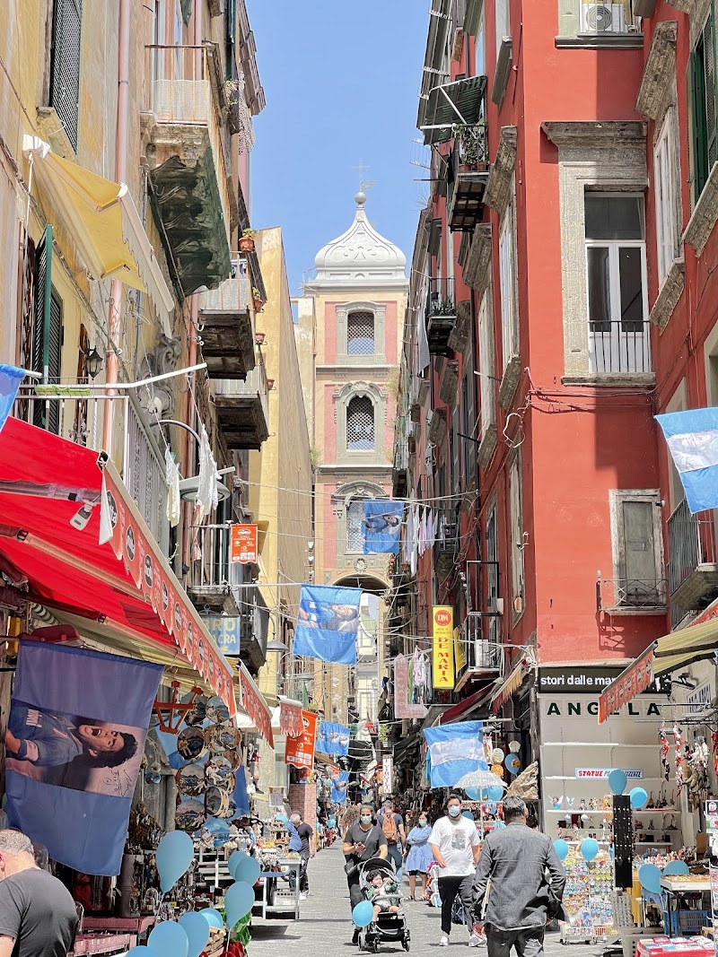 Via San Gregorio Armeno / Napoli