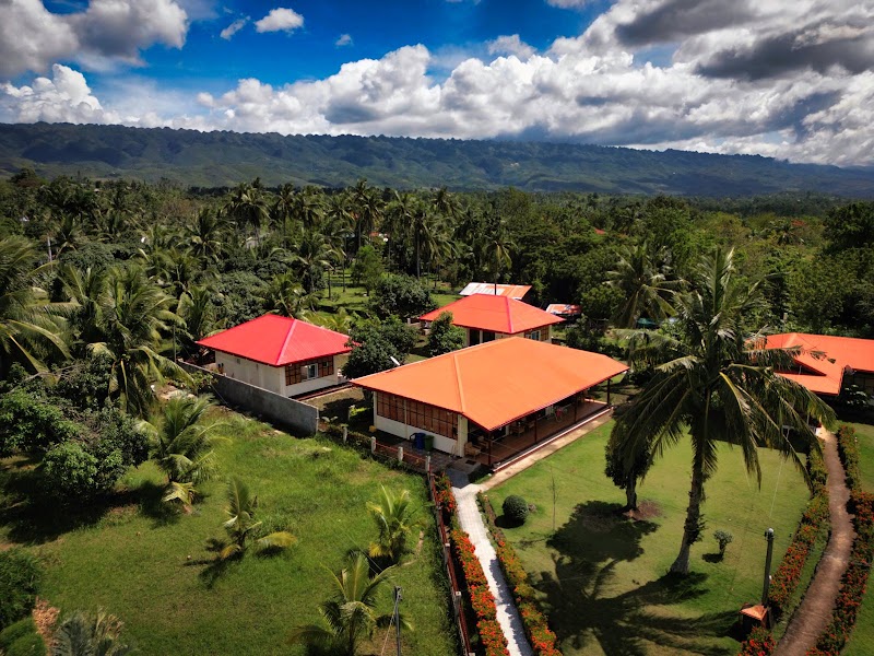 Villa Alessandra Homestay / Moalboal