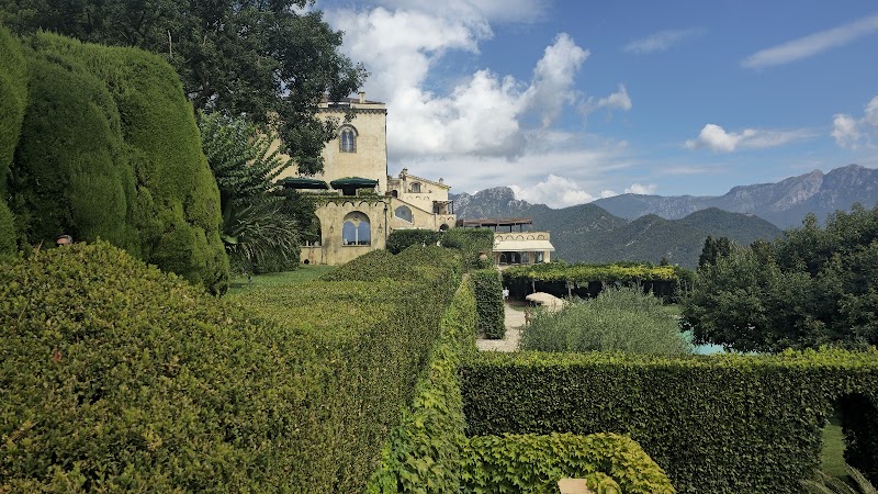 Villa Cimbrone / Ravello Place mentioned in saved reels