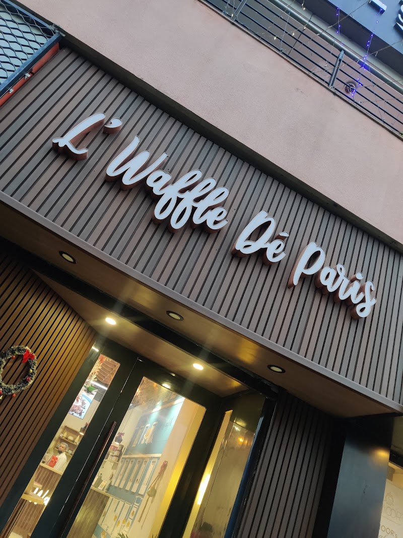 Waffle de Paris / Gurgaon Place mentioned in saved reels