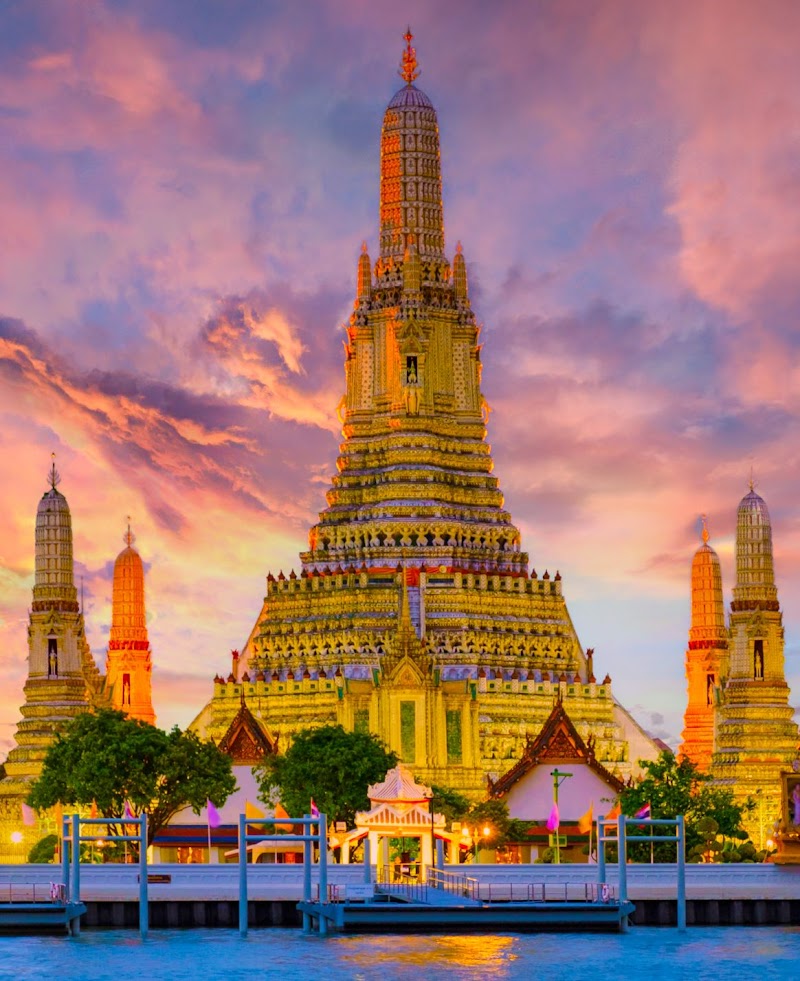 Wat Arun / Bangkok Place mentioned in saved reels