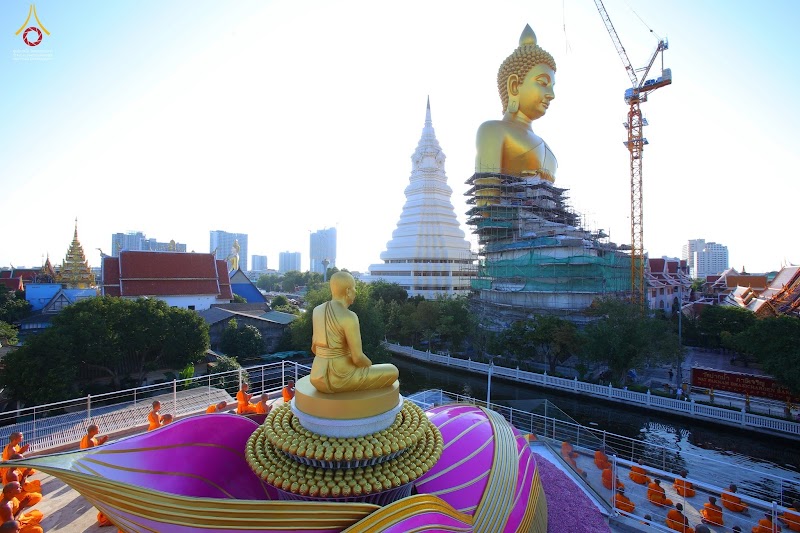 Wat Paknam Phasi Charoen / Bangkok Place mentioned in saved reels