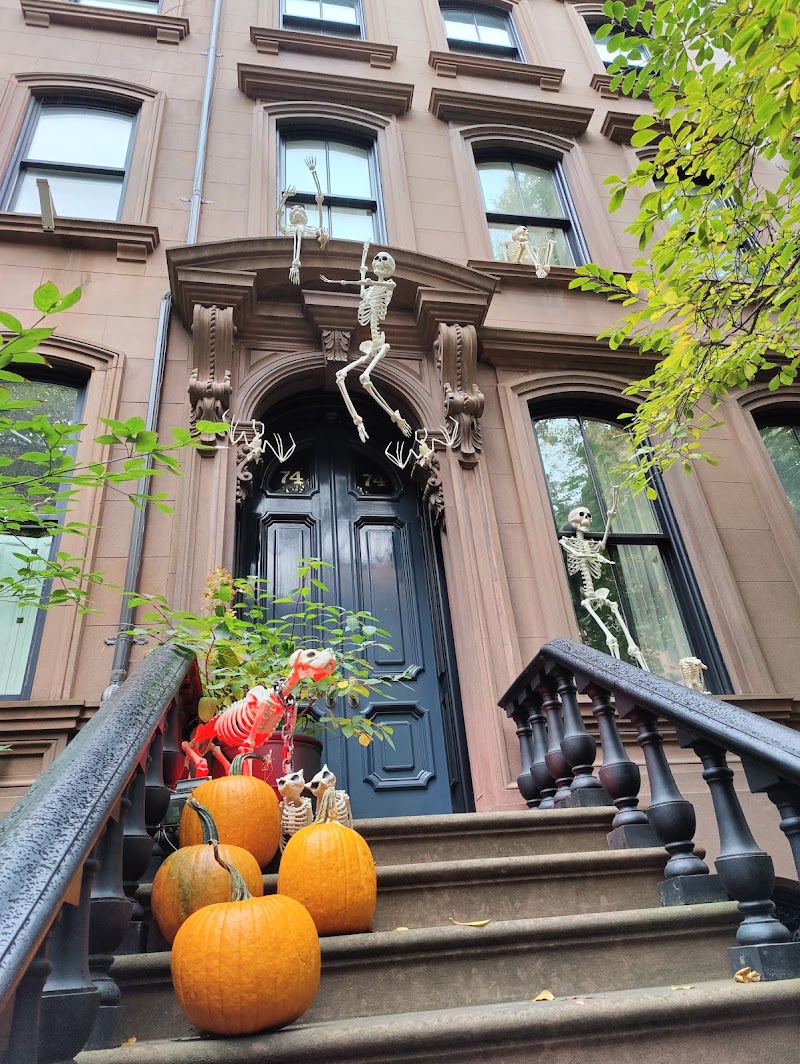 West Village / New York Place mentioned in saved reels