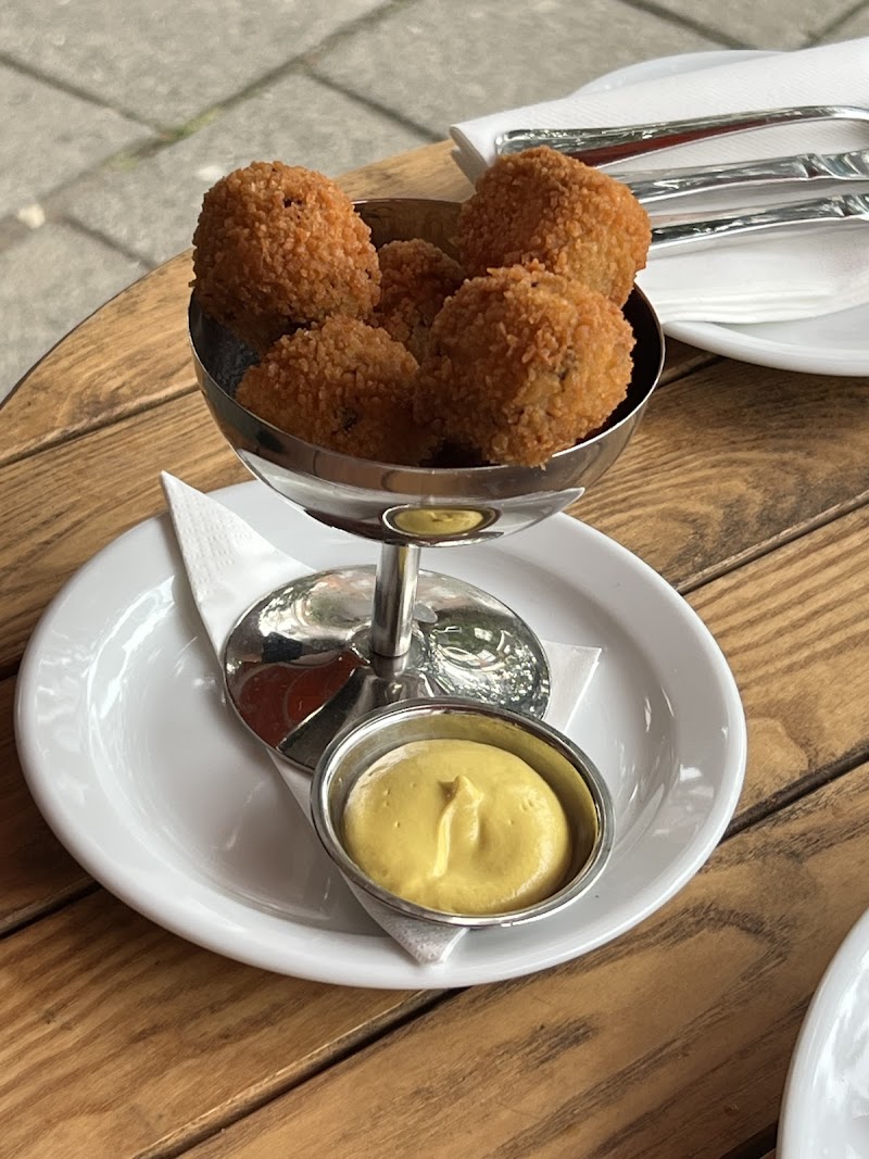 Wilhelmina Café / Amsterdam Place mentioned in saved reels