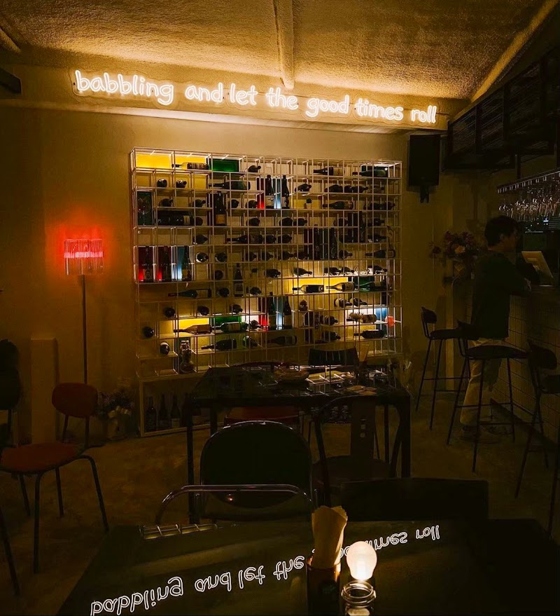 Wine Bar / Sukhumvit