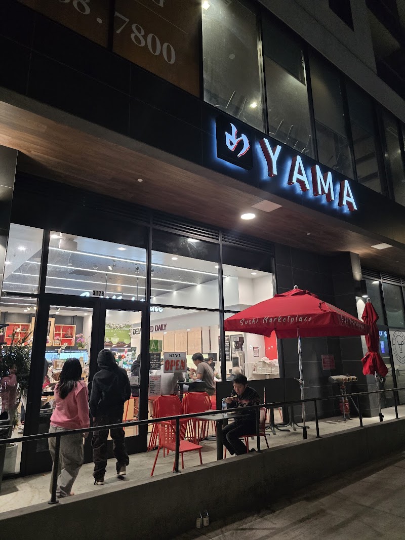 Yama Sushi Marketplace / Los Angeles