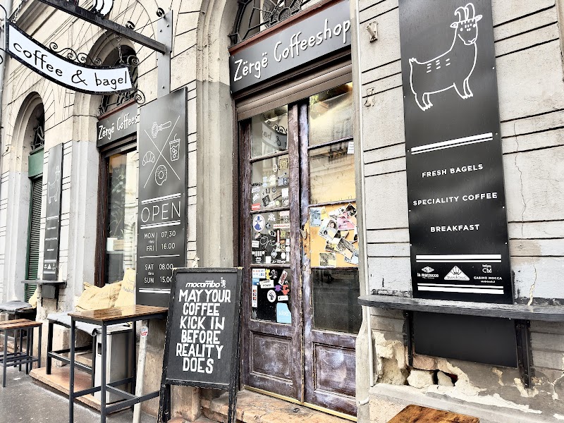 Zërgë Coffeeshop / Budapest