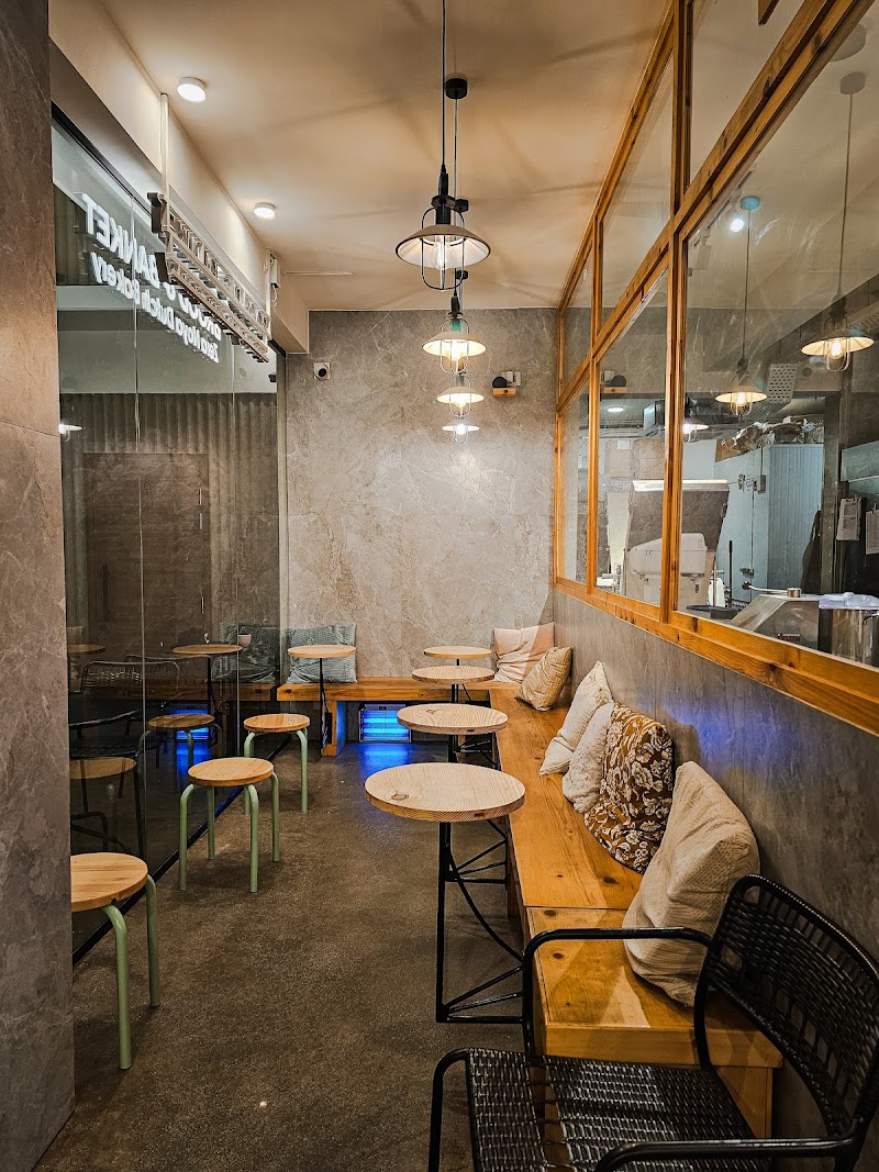 Zera Noya Dutch Bakery / St. Vincent Road