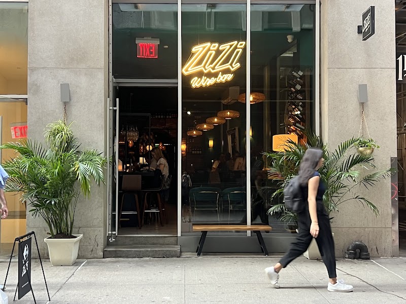 Zizi Wine Bar / NYC