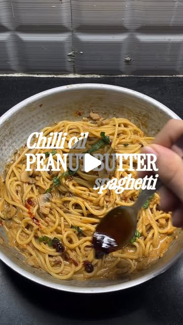 Spaghetti with Chilli Oil, Spaghetti
