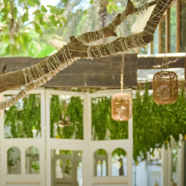 Best Delhi Outdoor Restaurants thumbnail