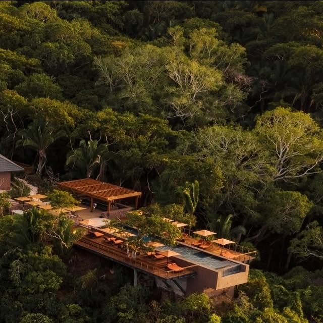 Epic Cliffside Stays thumbnail