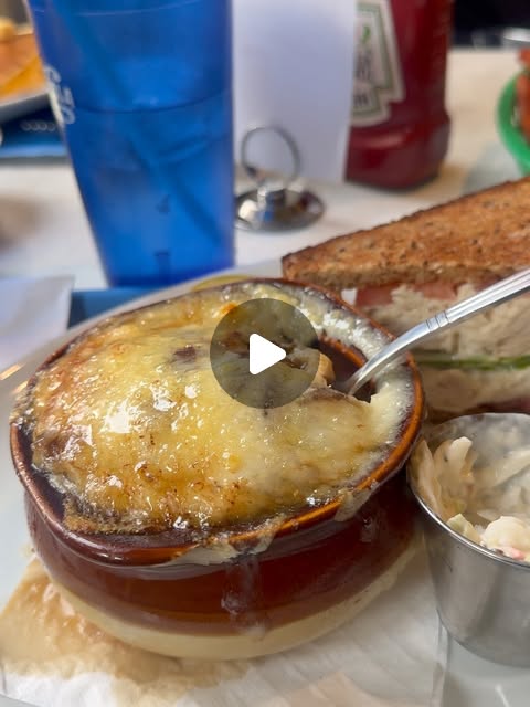 Iconic UES Diner thumbnail