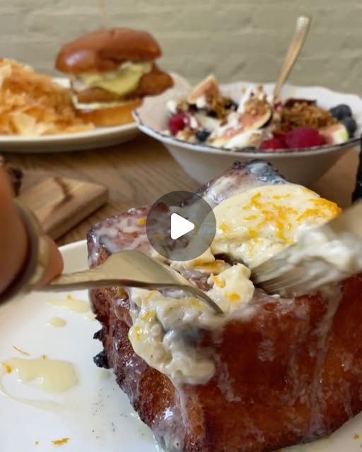 Best NYC Brunches 2025 thumbnail