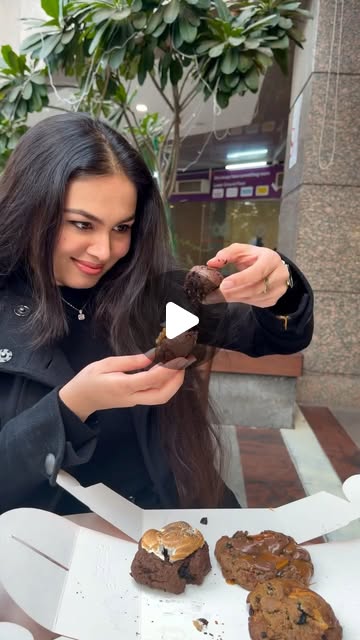 Chunky Delhi Cookie Spot