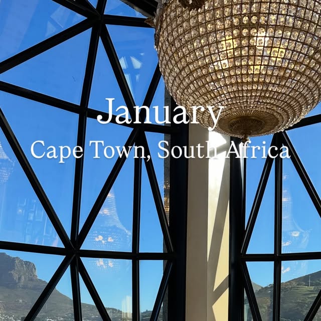 Monthly UAE Travel Guide thumbnail