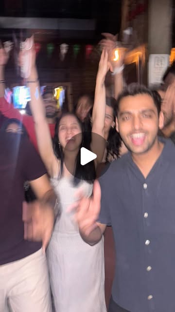 Ultimate Colaba Bar Crawl thumbnail