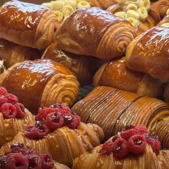 Top Parisian Pastries thumbnail