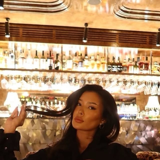 Elite NYC Dining Spots thumbnail