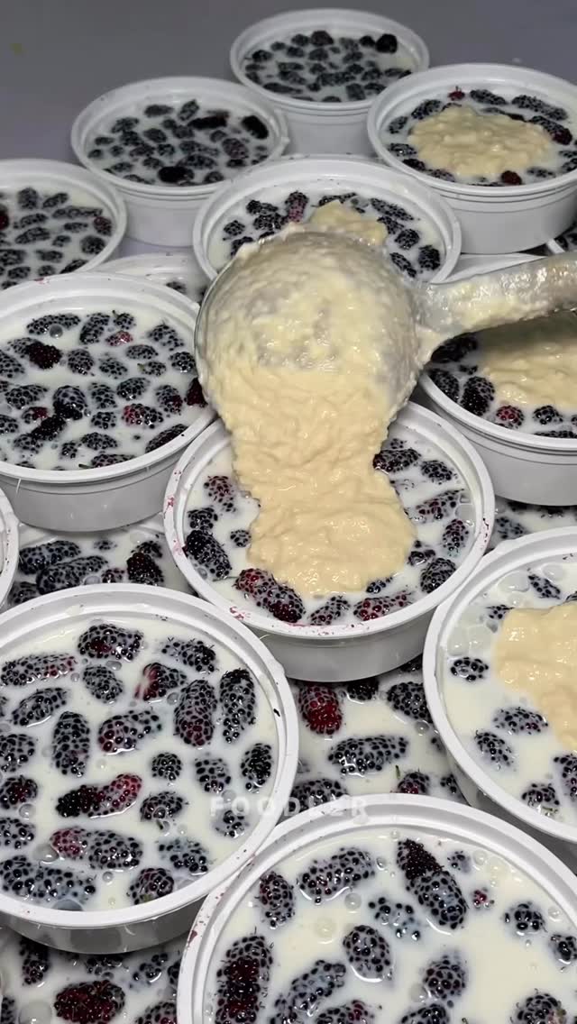 Hyderabad Famous Shahtoot Malai thumbnail