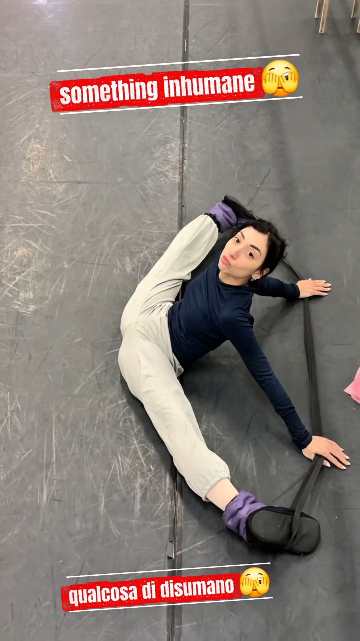 Daily Ballet Warmup thumbnail
