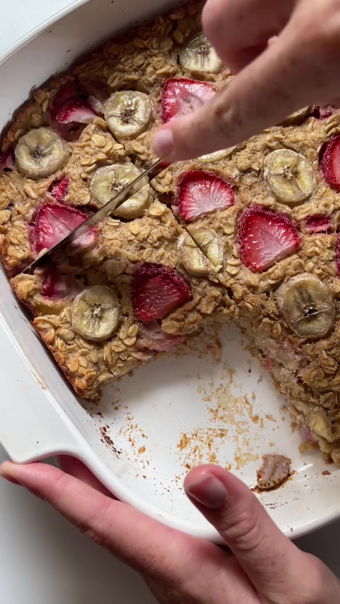 Strawberry Banana Baked Oats
