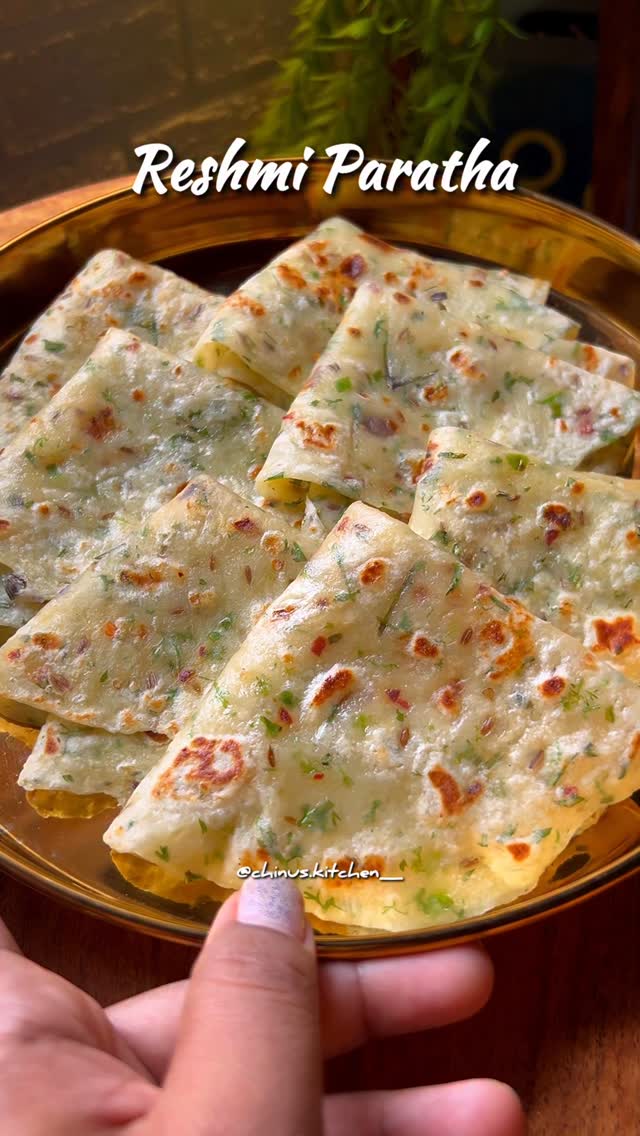 Reshmi Paratha thumbnail