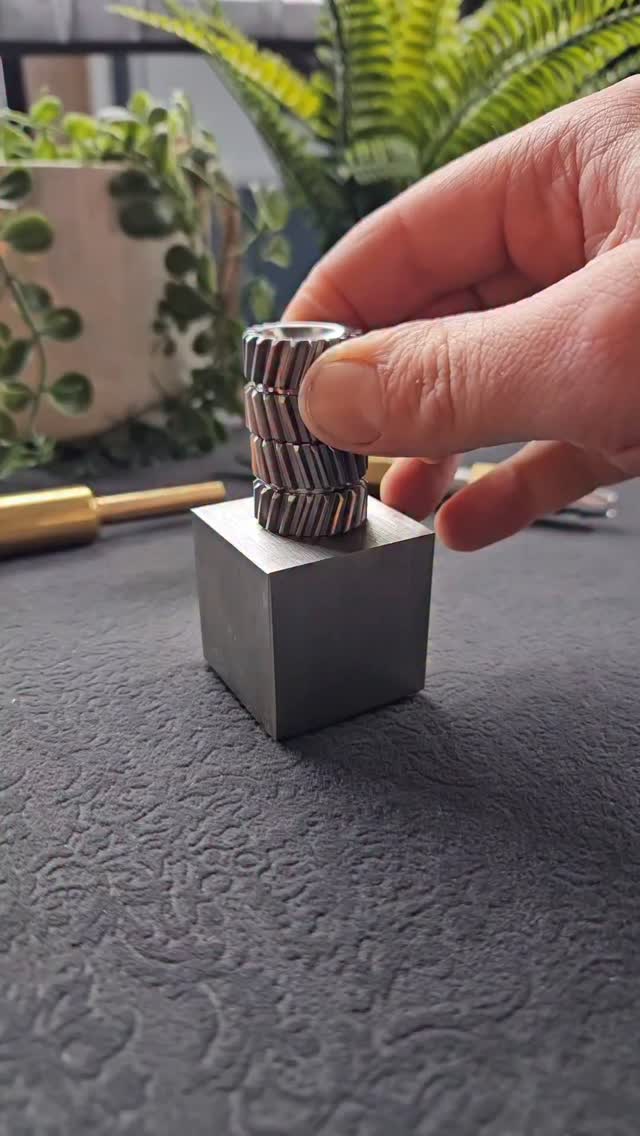 Satisfying Metal Desk Toys