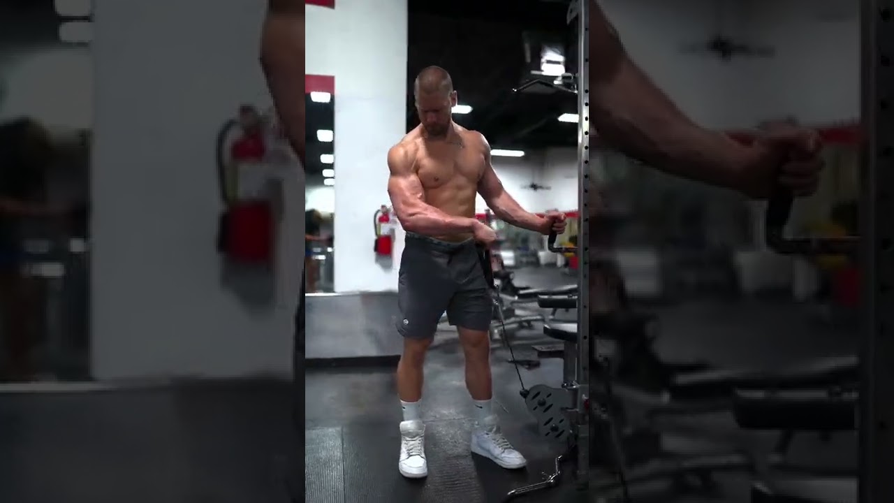Build Muscle Fast thumbnail