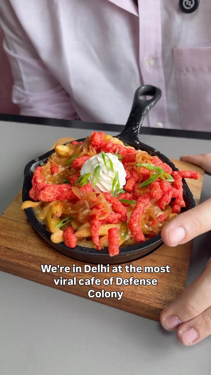 Viral Delhi Cafe thumbnail