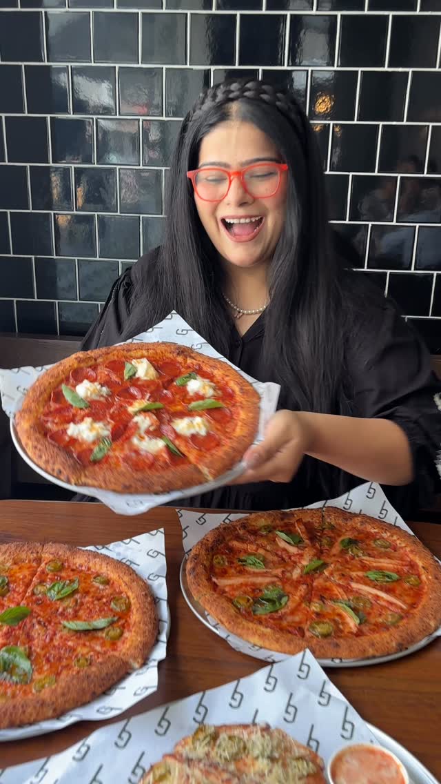 Best Delhi Pizzas thumbnail